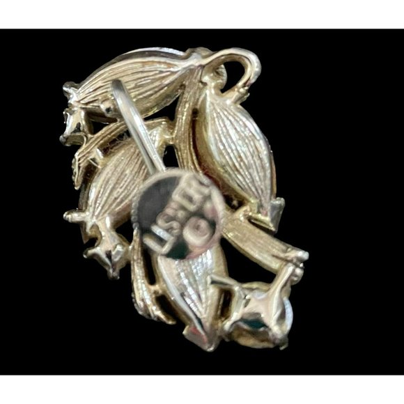 Vintage signed Lisner Clip-on Red and Aurora Borealis Crystal Beaded Gold toned - Picture 4 of 4